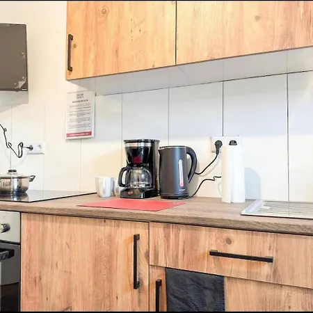 Livemore24 - Apartment 1 In Gladbeck Wlan - Smart-Tv - 24-7 Check-In Und Kueche * 格拉德贝克