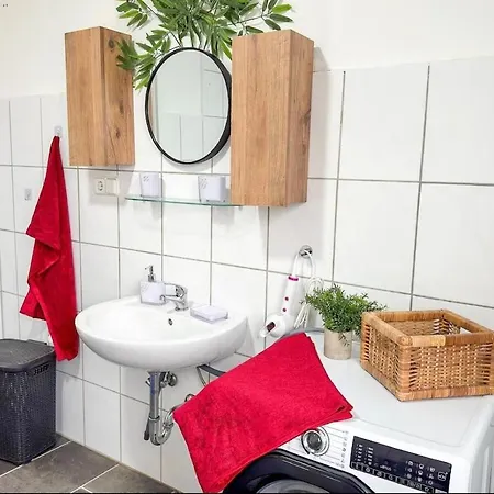 Lejlighed Livemore24 - 1 In Wlan - Smart-tv - 24-7 Check-in Und Kueche Gladbeck