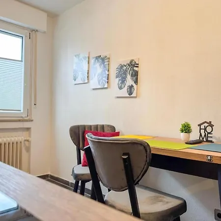 Livemore24 - Apartment 1 In Gladbeck Wlan - Smart-Tv - 24-7 Check-In Und Kueche *