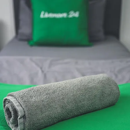 Livemore24 - 1 In Wlan - Smart-tv - 24-7 Check-in Und Kueche Gladbeck