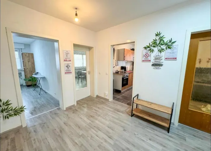 Livemore24 - Apartment 1 In Gladbeck Wlan - Smart-Tv - 24-7 Check-In Und Kueche 公寓 *