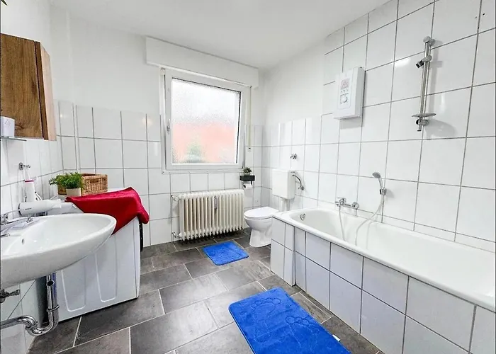 Livemore24 - Apartment 1 In Gladbeck Wlan - Smart-Tv - 24-7 Check-In Und Kueche